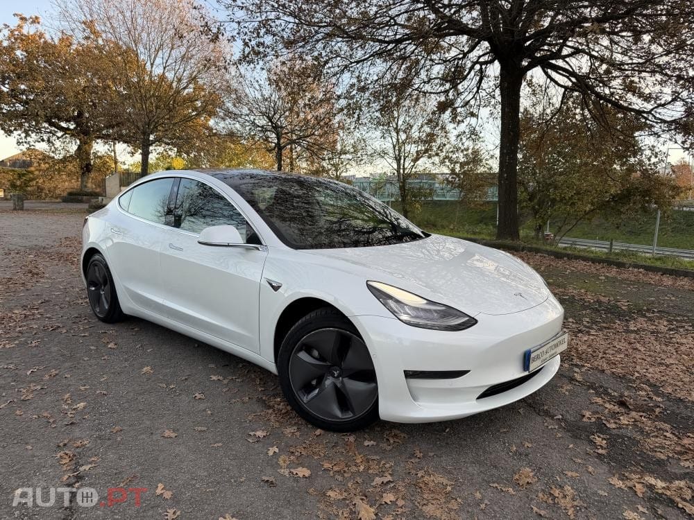 Tesla Model 3 Long-Range Dual Motor AWD