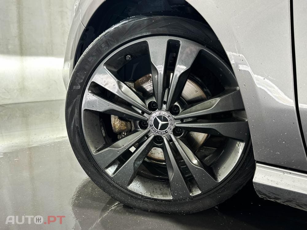 Mercedes-Benz CLA 200 d 4Matic 7G-DCT UrbanStyle Edition