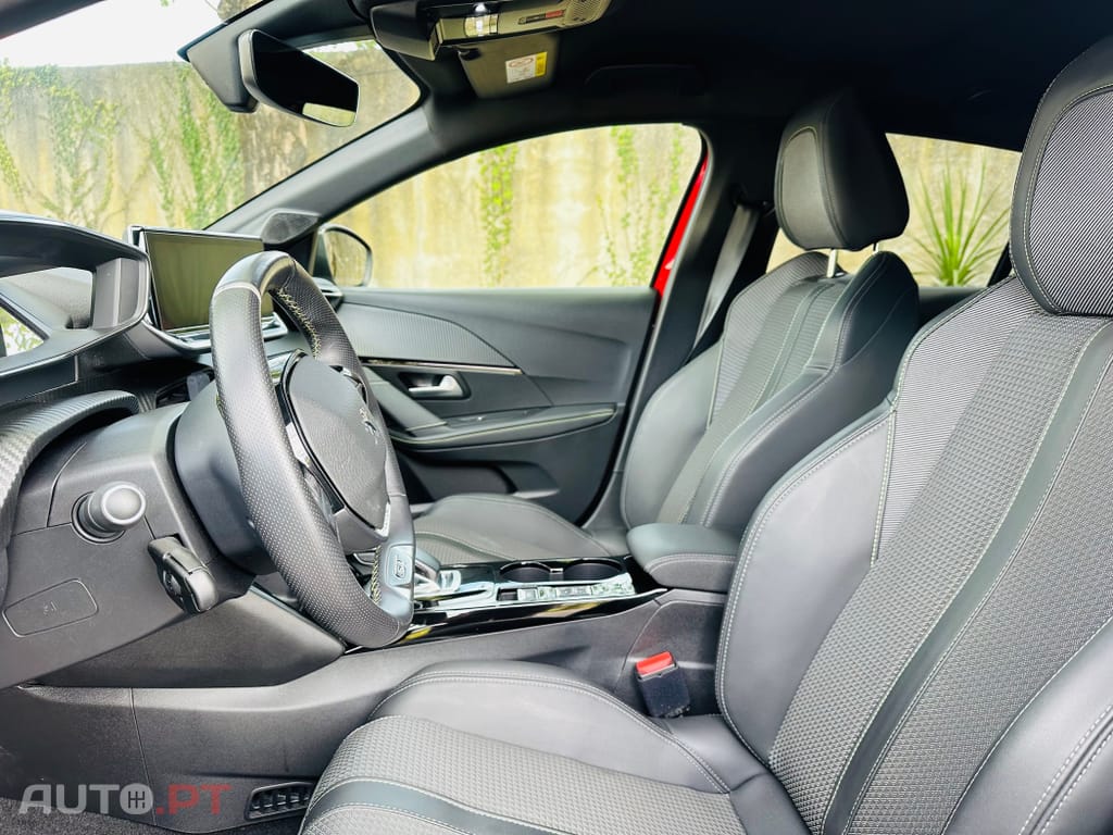 Peugeot 208 GT