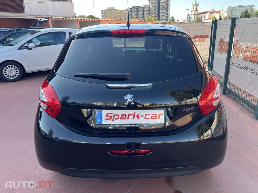 Peugeot 208 1.2 VTi Active