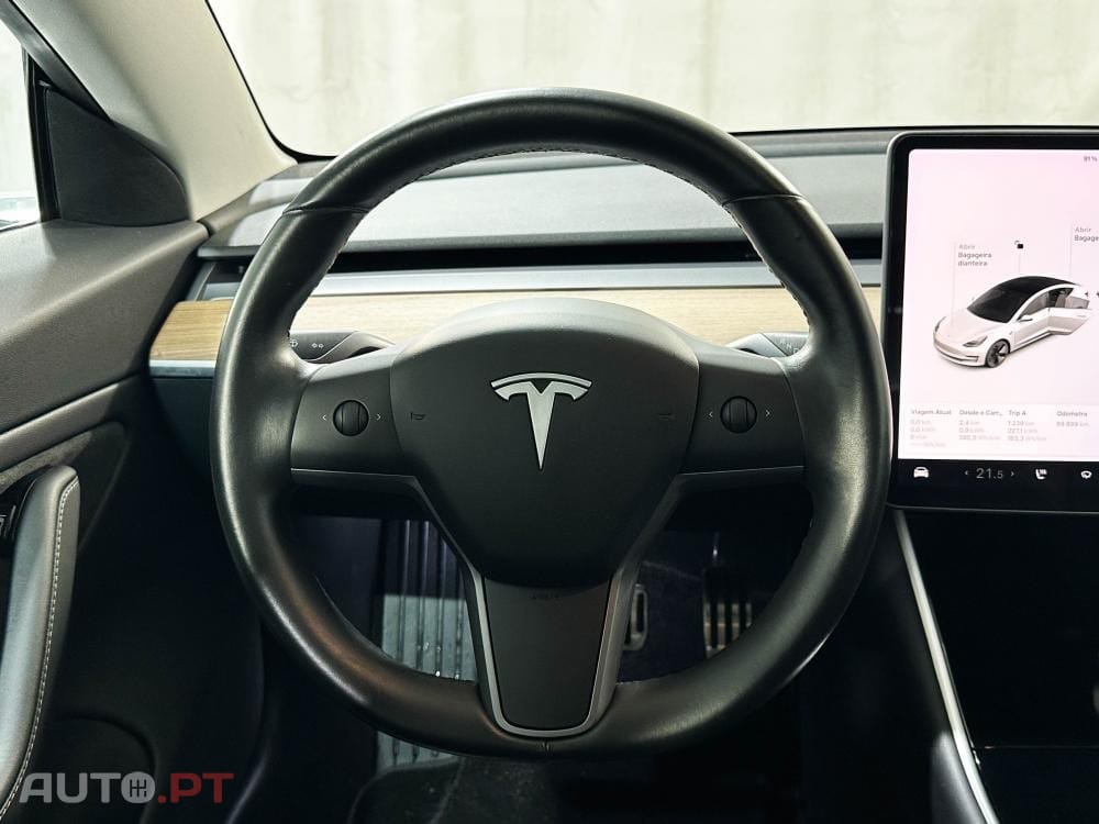 Tesla Model 3 Long-Range Dual Motor AWD