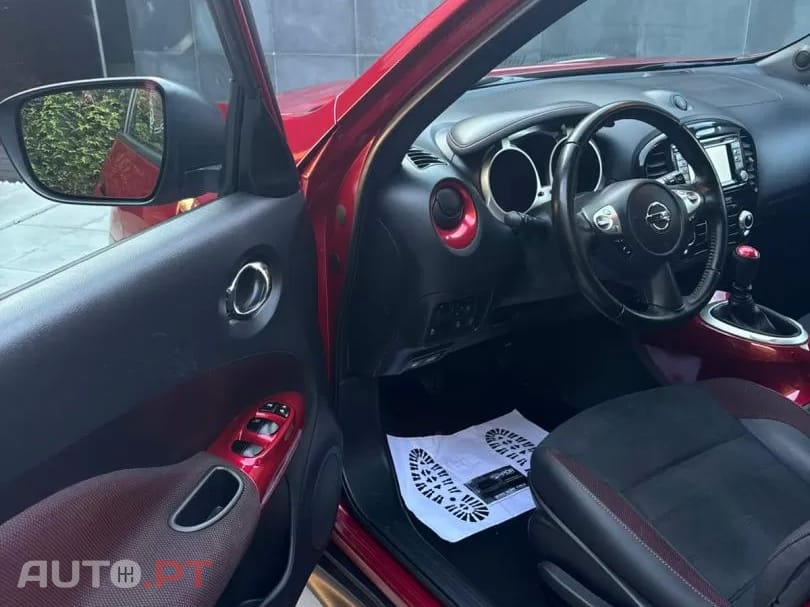 Nissan Juke 1.2 DIG-T N-Connecta P.Ext.1 Red D.