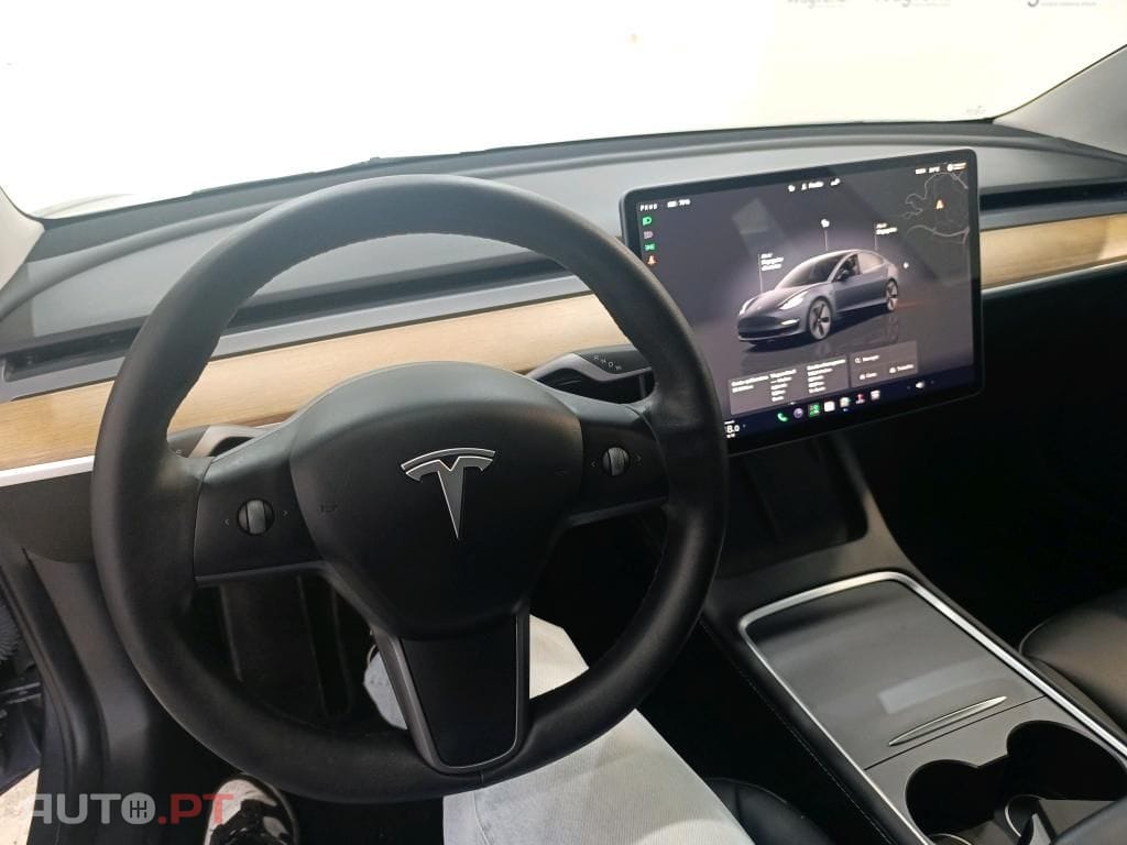Tesla Model 3 Long-Range Dual Motor AWD