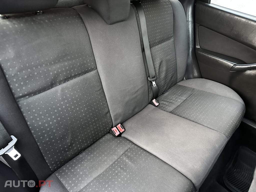 Ford Focus 1.8 TDdi Ghia