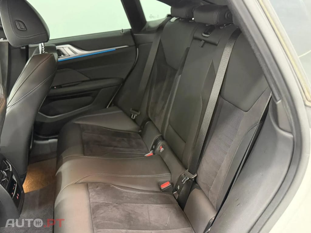 BMW i4 E drive 40 pack M