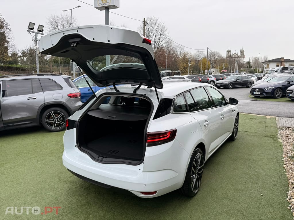 Renault Mégane Sport Tourer 1.5 Blue dCi Equilibre EDC