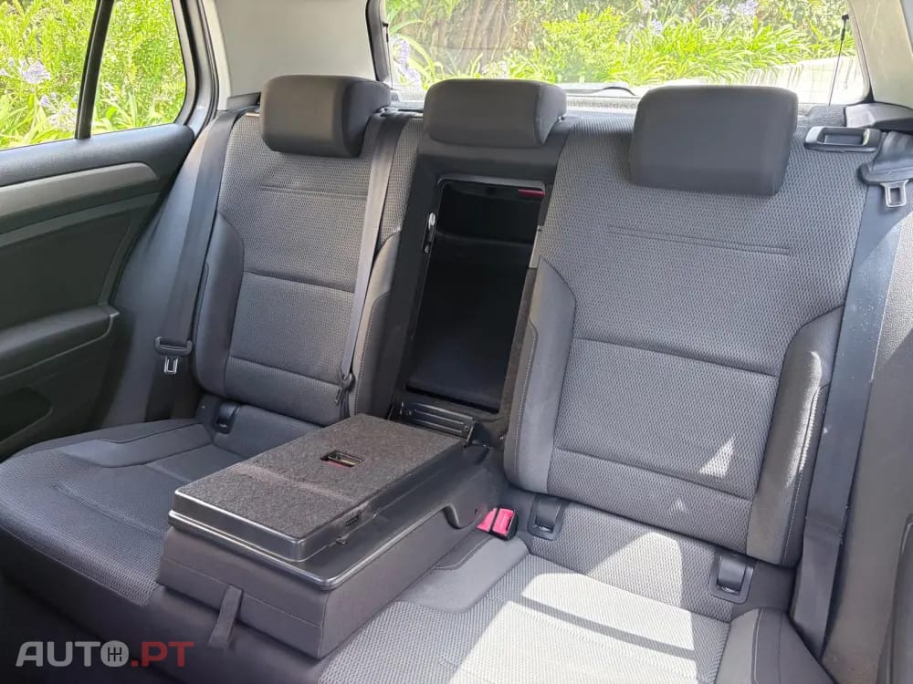 Volkswagen Golf 1.0 TSI Trendline