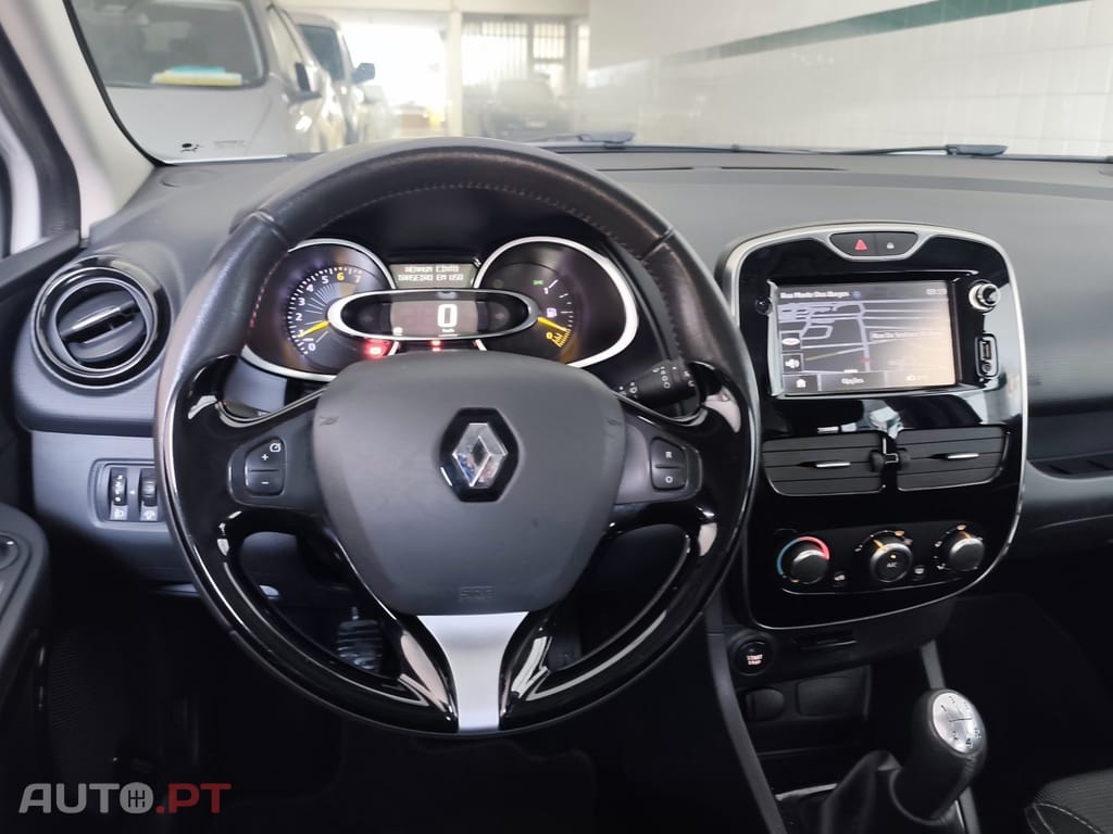 Renault Clio Sport Tourer 0.9 TCe Limited