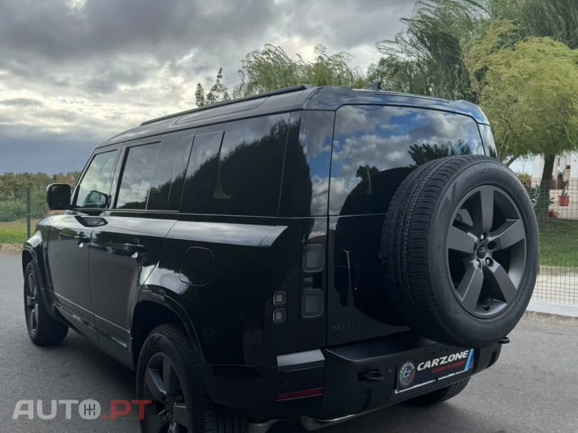 Land Rover Defender 2.0 P300e 110 AWD X-Dynamic SE