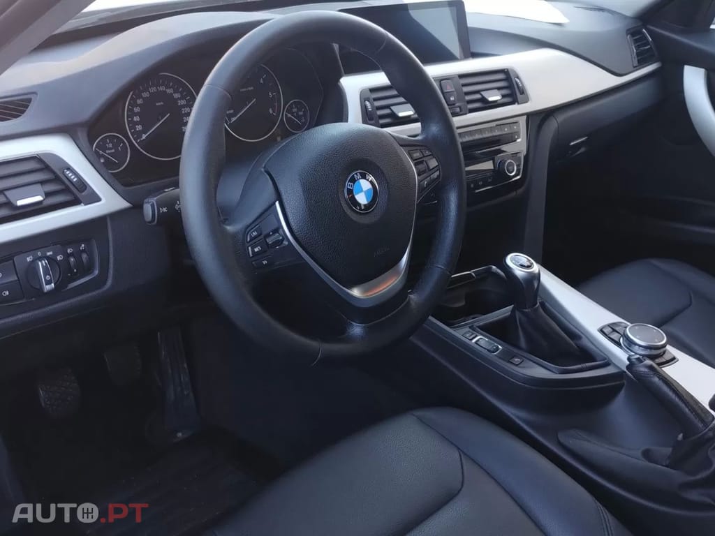 BMW 320 d Touring EfficientDynamics Line Luxury
