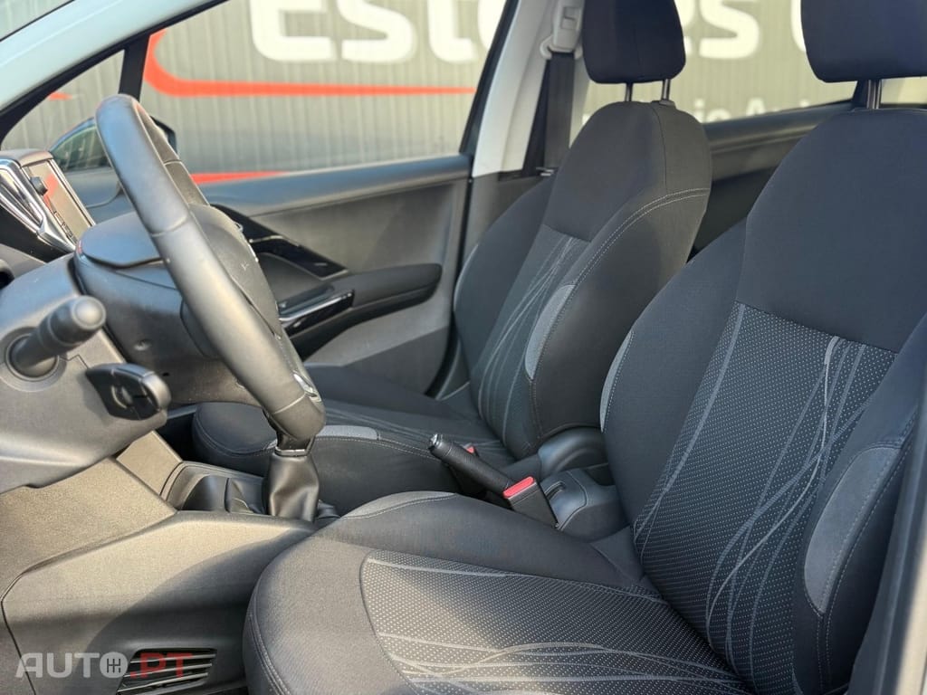 Peugeot 208 1.2 VTi Active