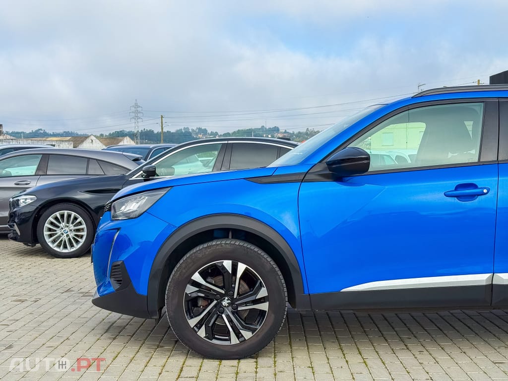 Peugeot 2008 1.2 PureTech Allure Pack