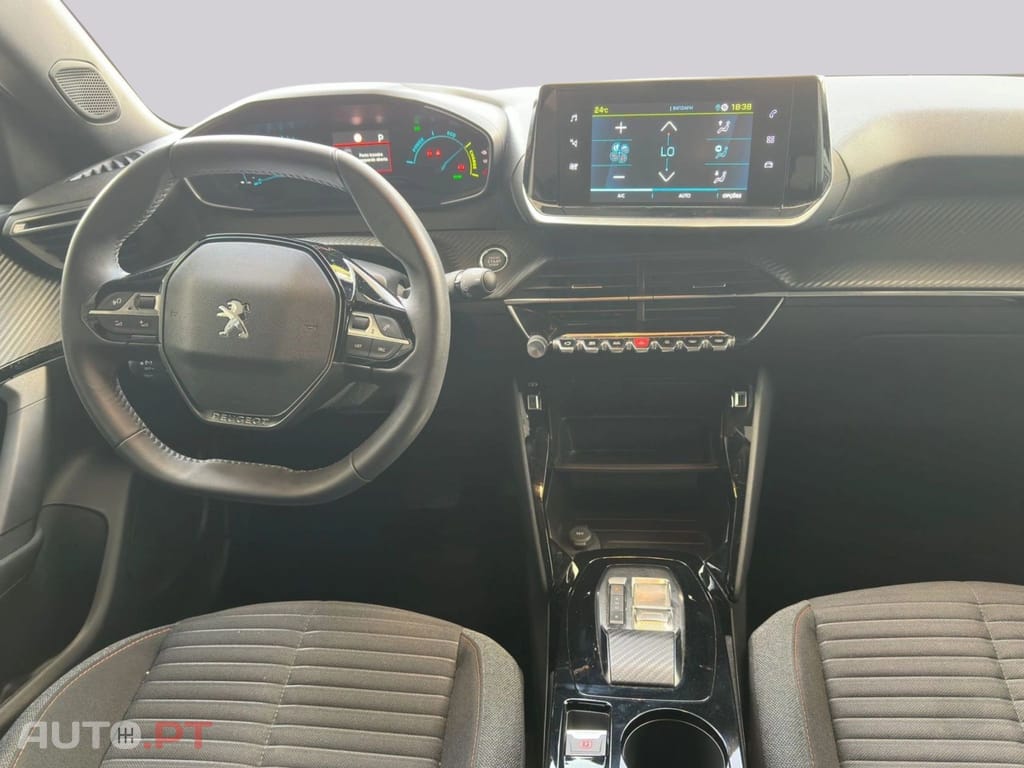Peugeot E-2008 50 kWh Active Pack