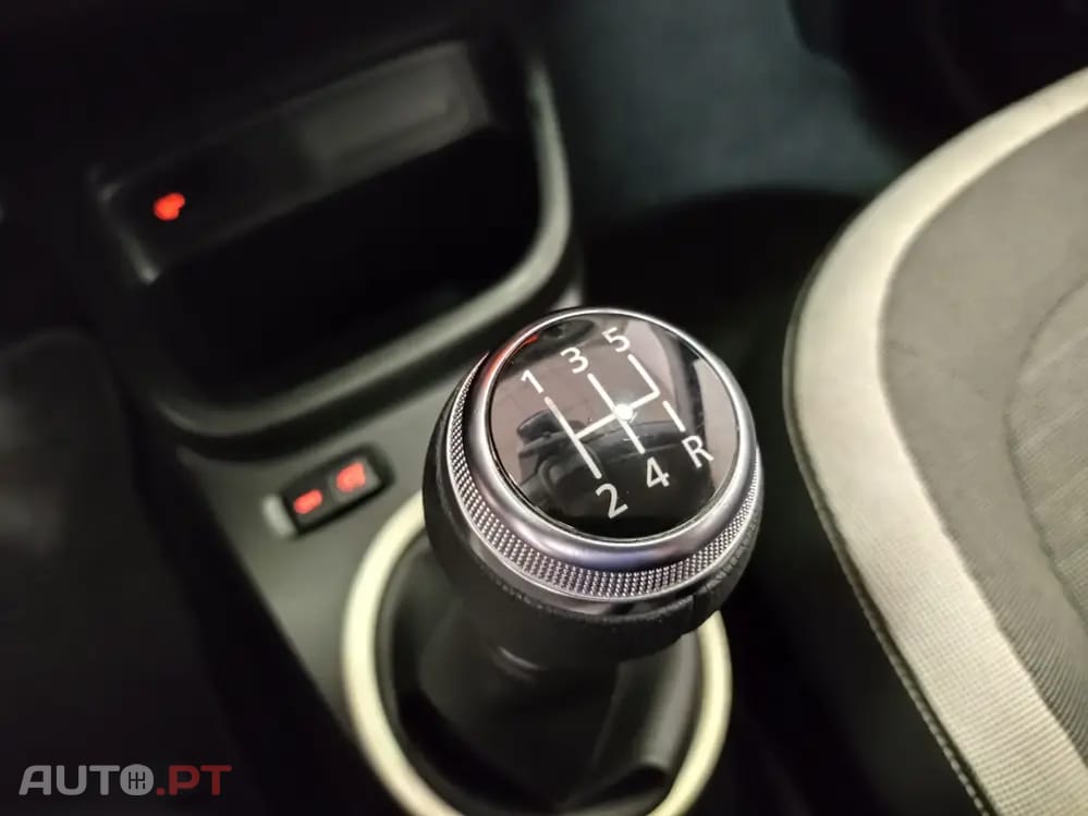 Renault Twingo 1.0 SCe Intens