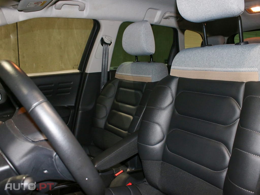 Citroen C3 Aircross 1.2 PureTech Shine EAT6