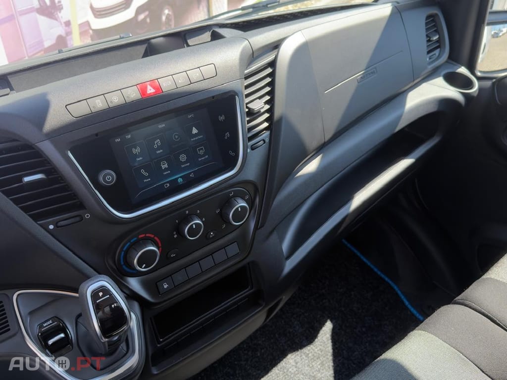 Iveco Daily 3.0 - 180 A8 NOVA !!