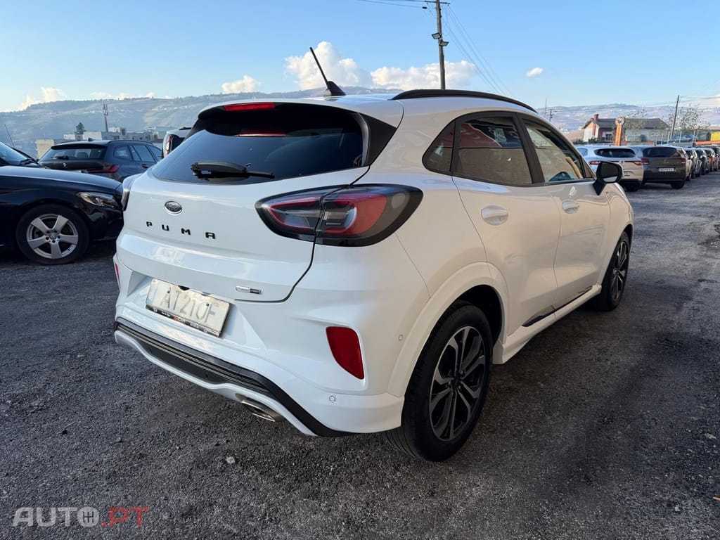 Ford Puma 1.0 EcoBoost MHEV ST-Line X Desgin