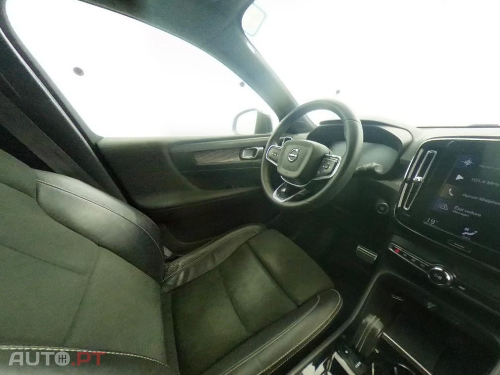 Volvo XC40 1.5 T4 PHEV R-Design