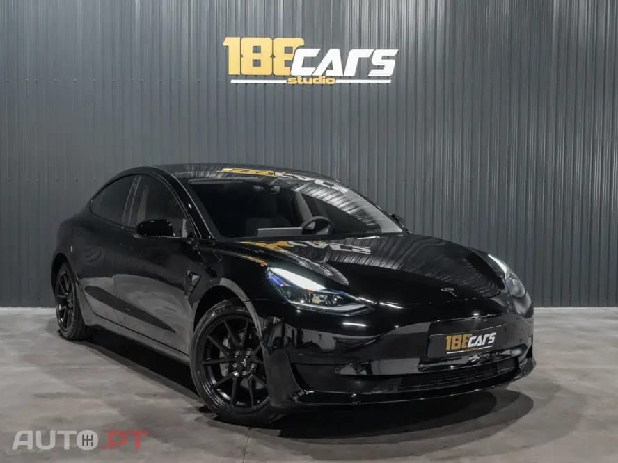 Tesla Model 3 Standard Range Plus RWD