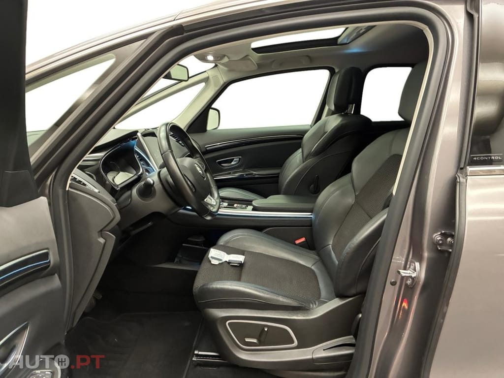 Renault Espace 2.0 dCi Evolution EDC