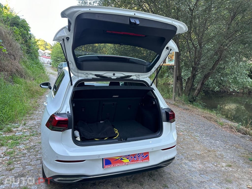 Volkswagen Golf 1.4 TSI e-Hybrid DSG