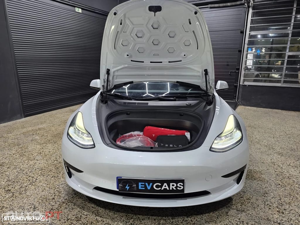 Tesla Model 3 Standard Range Plus RWD