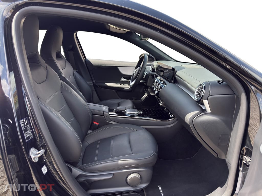 Mercedes-Benz A 250 e 8G-DCT AMG Line