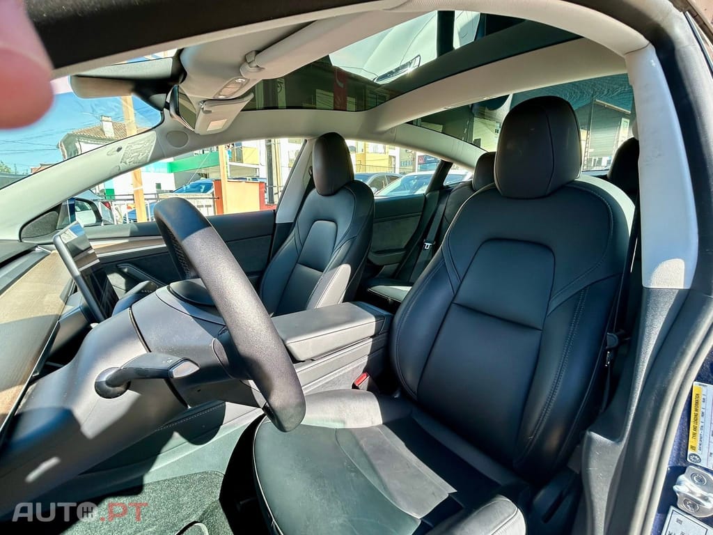Tesla Model 3 Standard Range Plus RWD