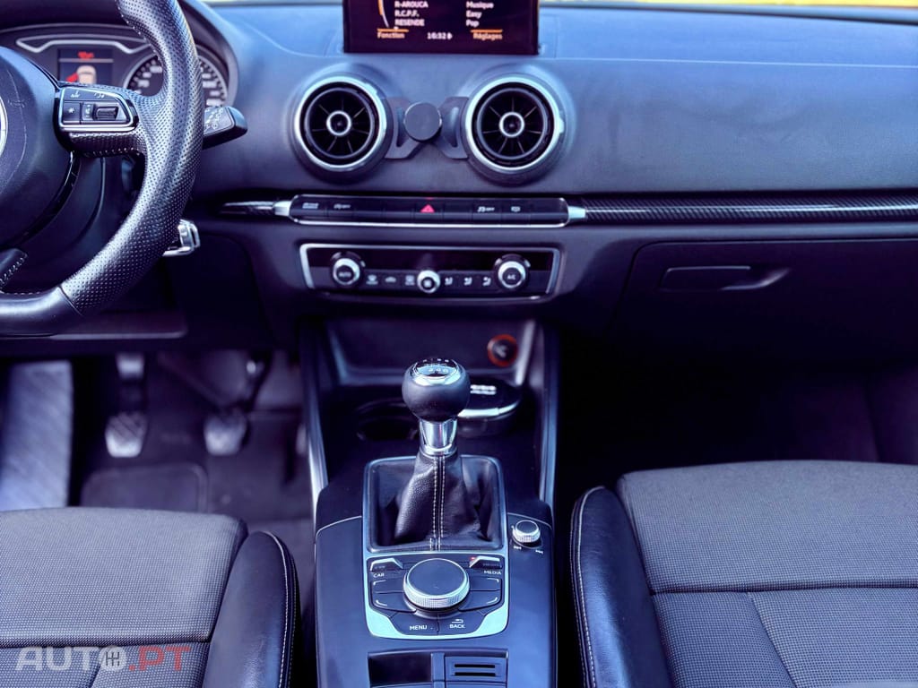 Audi A3 2.0 TDi S-line