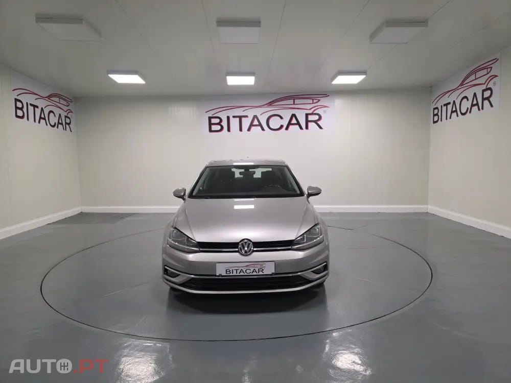 Volkswagen Golf 1.6 TDI CONFORTLINE