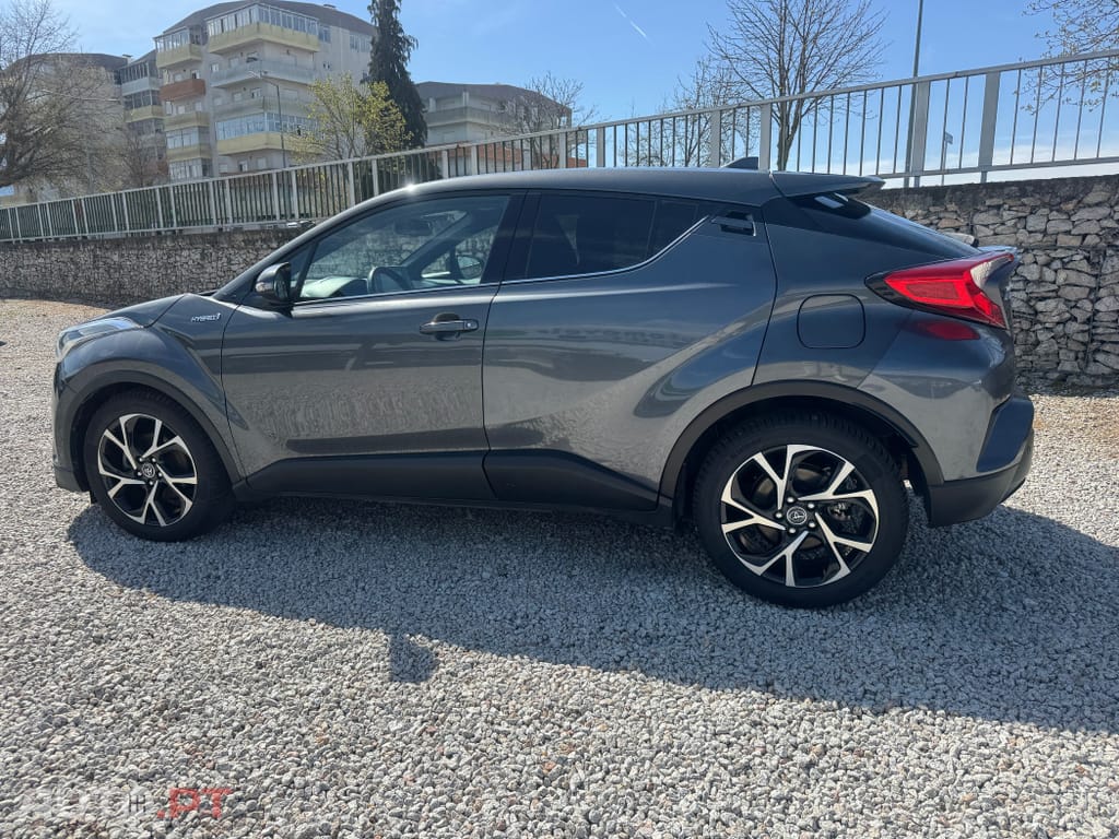 Toyota C-HR 1.8 Hybrid Exclusive