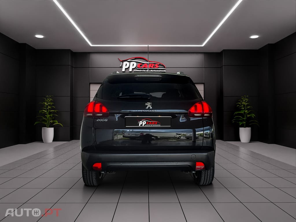Peugeot 2008 1.6 BlueHDi Style