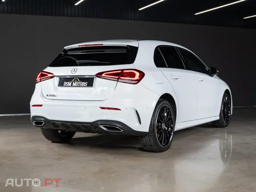Mercedes-Benz A 250 e AMG Line