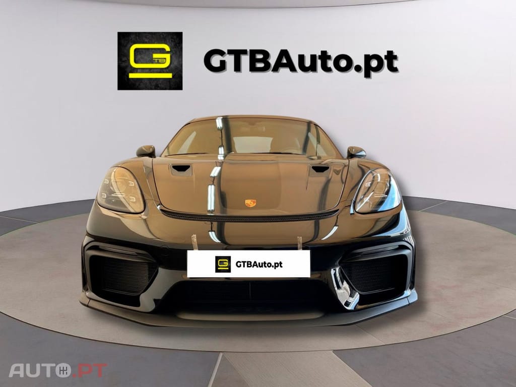 Porsche 718 GT4 RS 