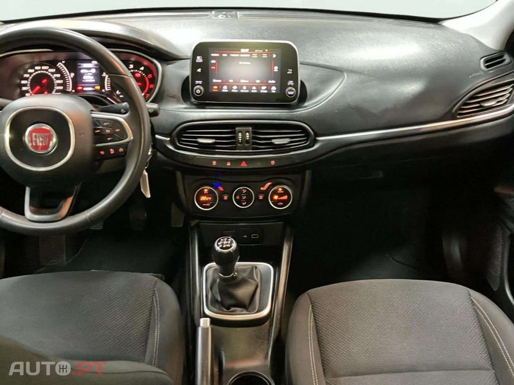 Fiat Tipo 1.3 M-Jet Lounge