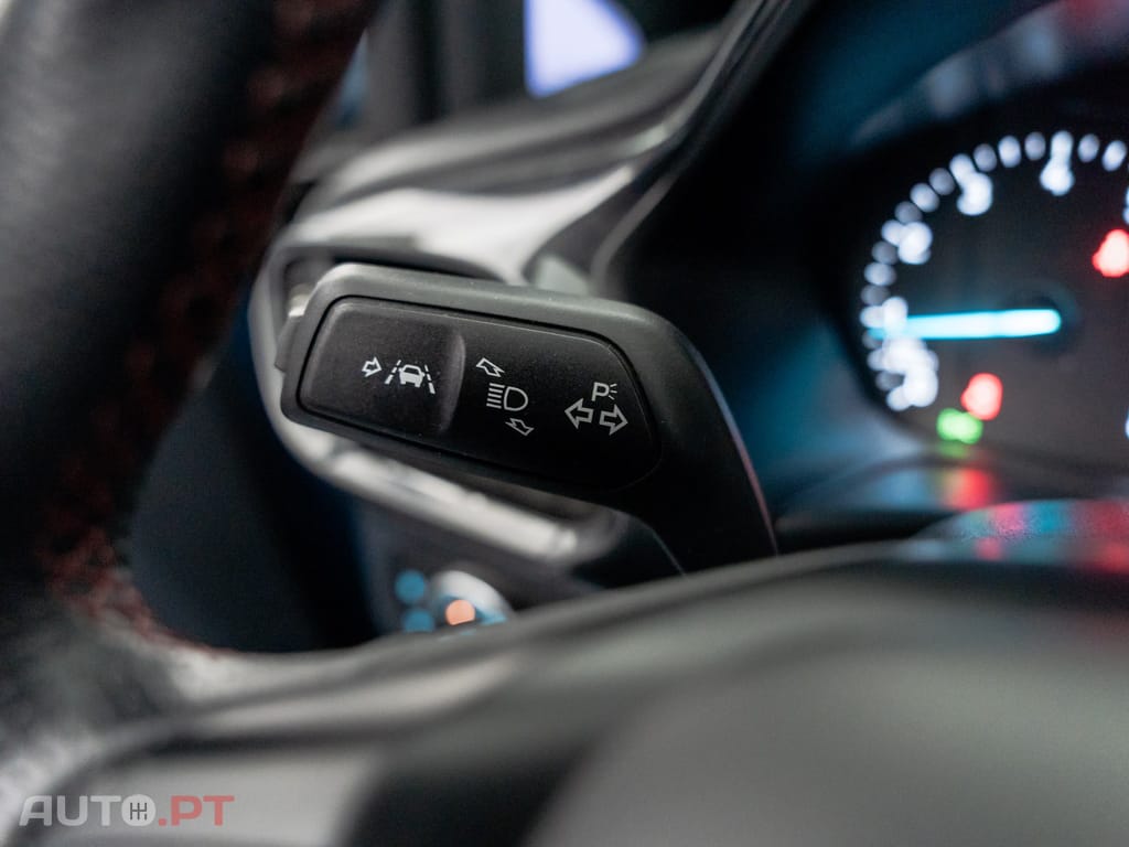 Ford Fiesta 1.0 EcoBoost MHEV ST-Line