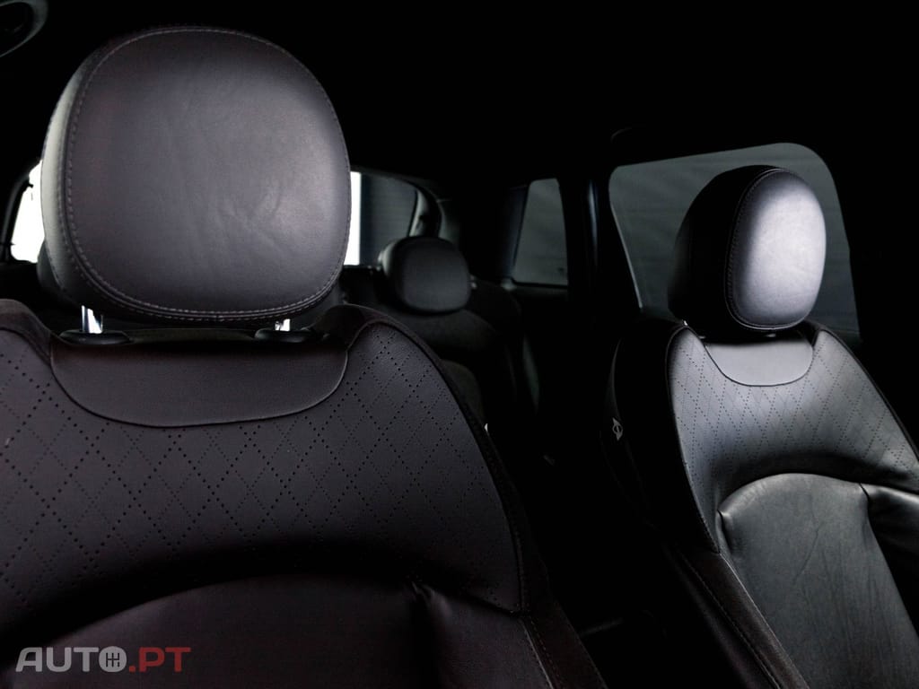 MINI Cooper Cooper D Auto