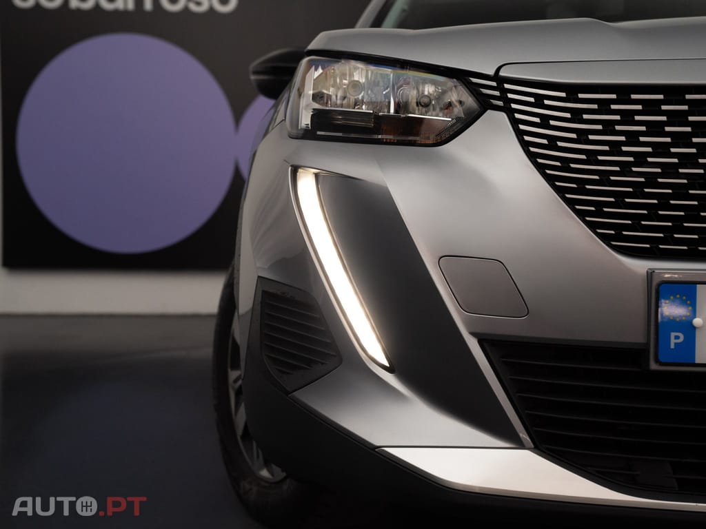 Peugeot E-2008 50 kWh Active Pack