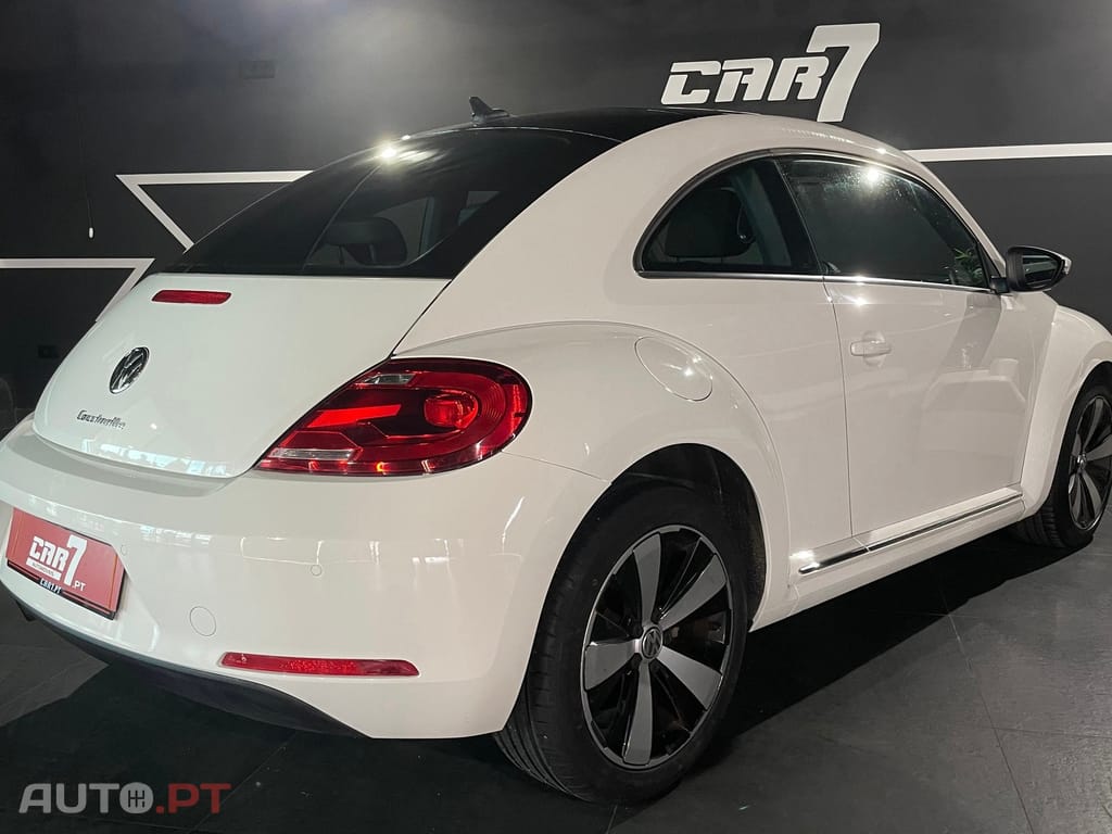 Volkswagen New Beetle 1.6 TDi DSG