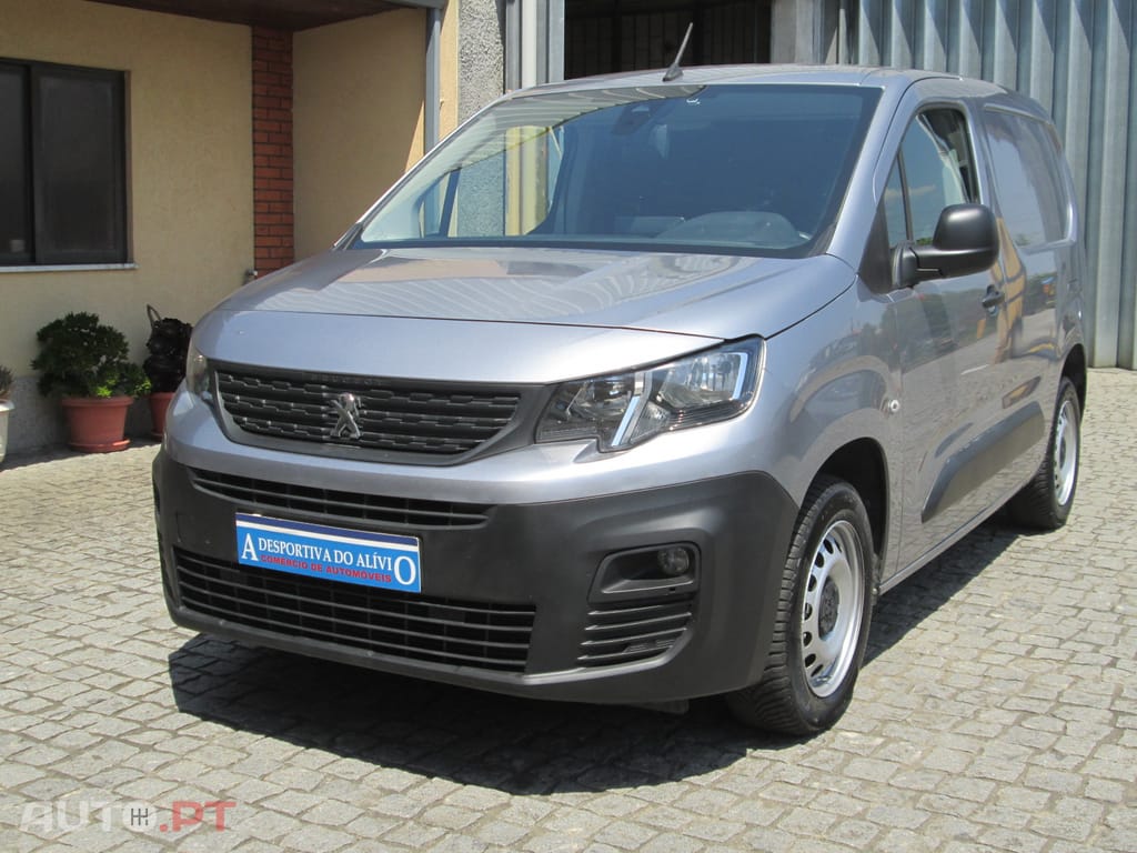 Peugeot Partner 1.6 HDI CARPLAY 100CV