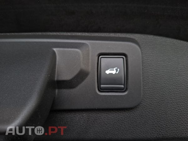 Renault Austral 1.2 E-Tech full hybrid 200 Iconic E. Al.