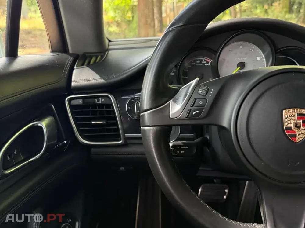 Porsche Panamera S E-Hybrid