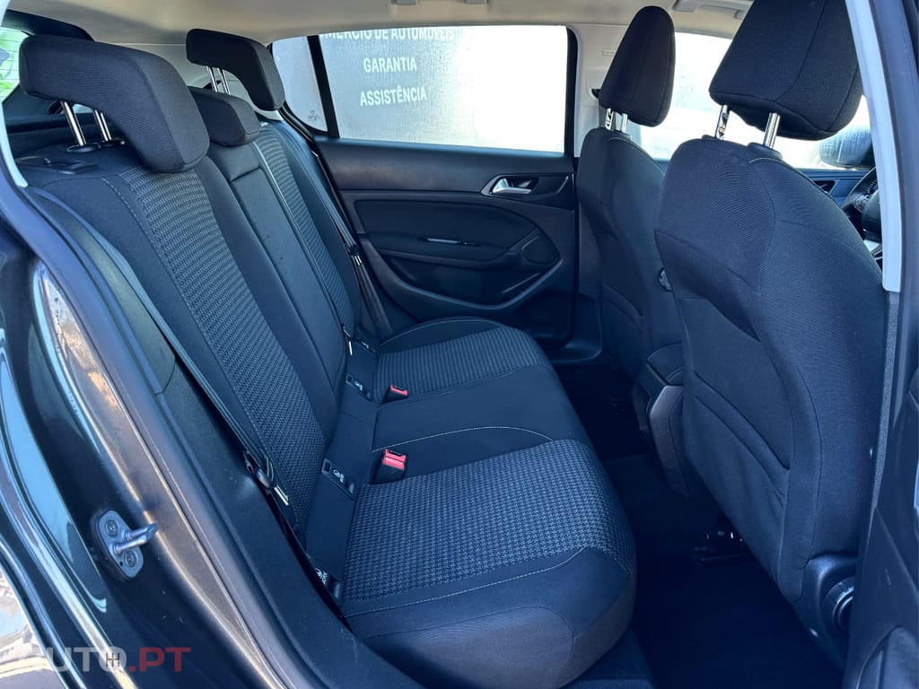 Peugeot 308 1.5 bluehdi