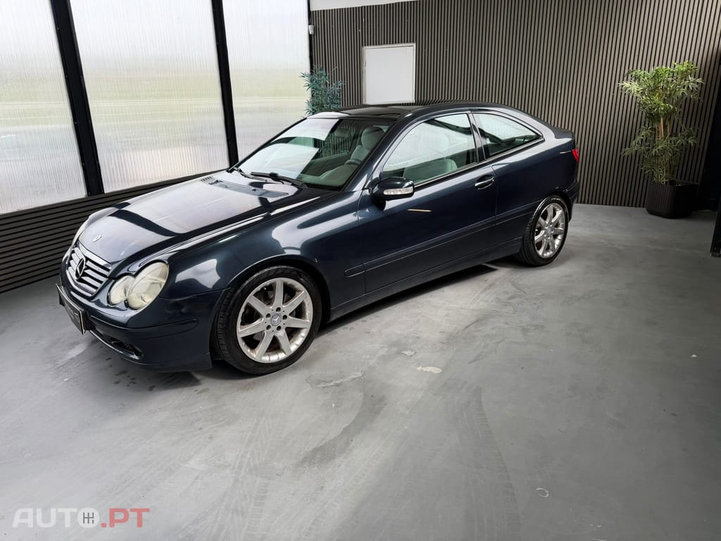 Mercedes-Benz C 220 Coupé