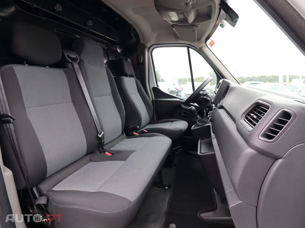 Renault Master 2.3 dCi L4H2 3.5T RD