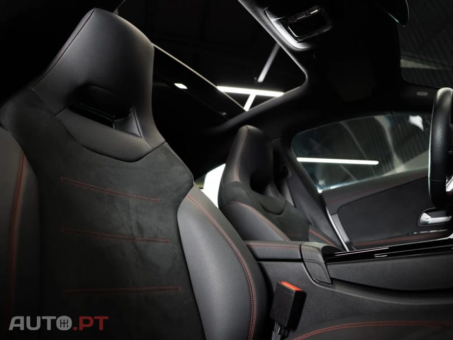 Mercedes-Benz CLA 250 e Shooting Brake AMG Line