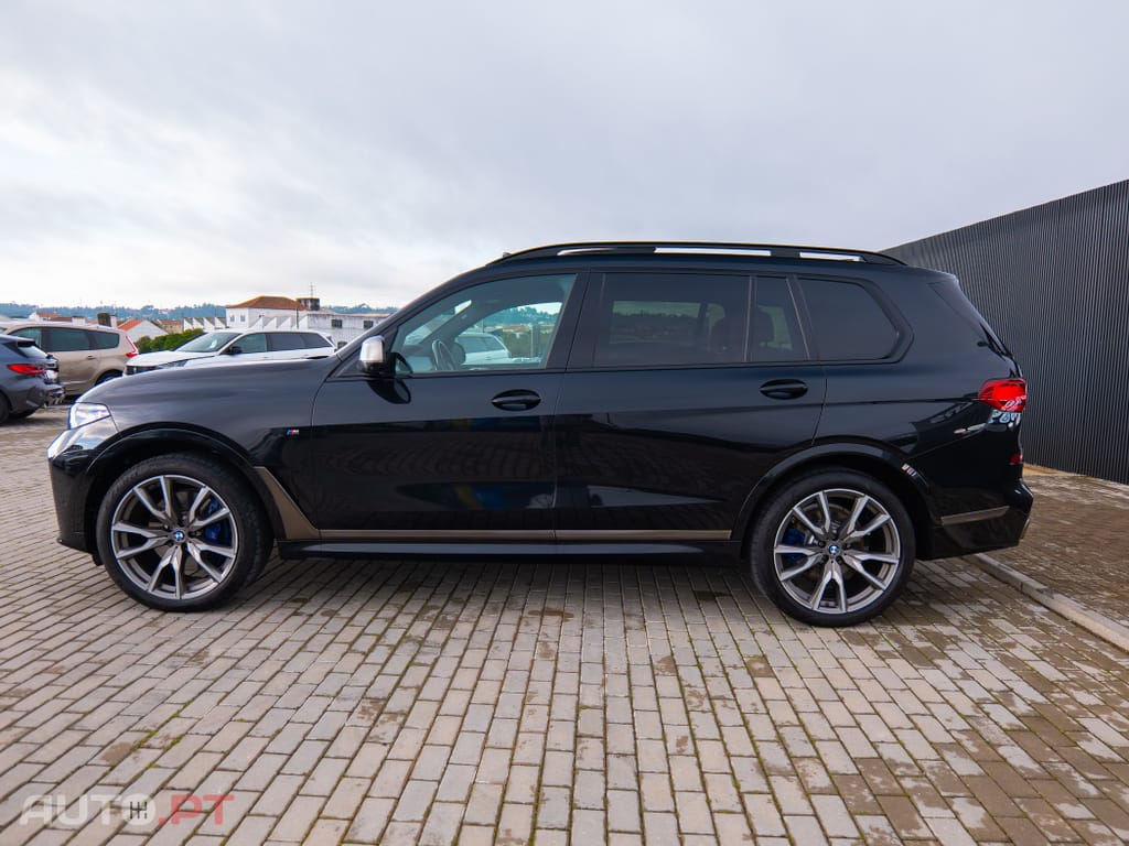 BMW X7 M50d