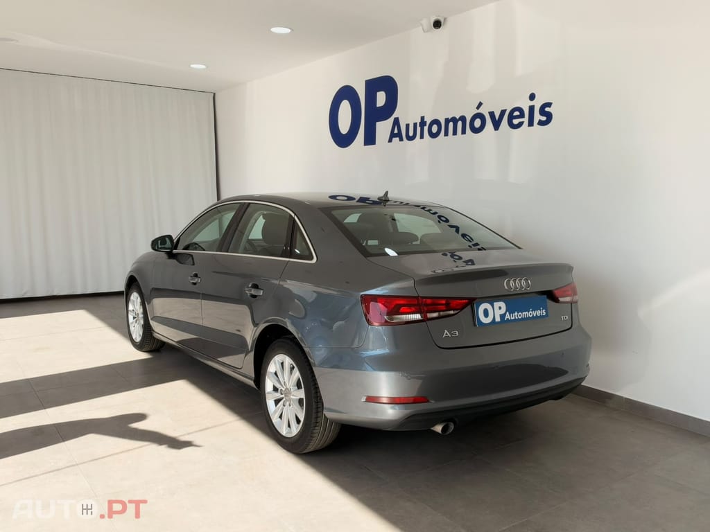 Audi A3 1.6 TDI Attraction