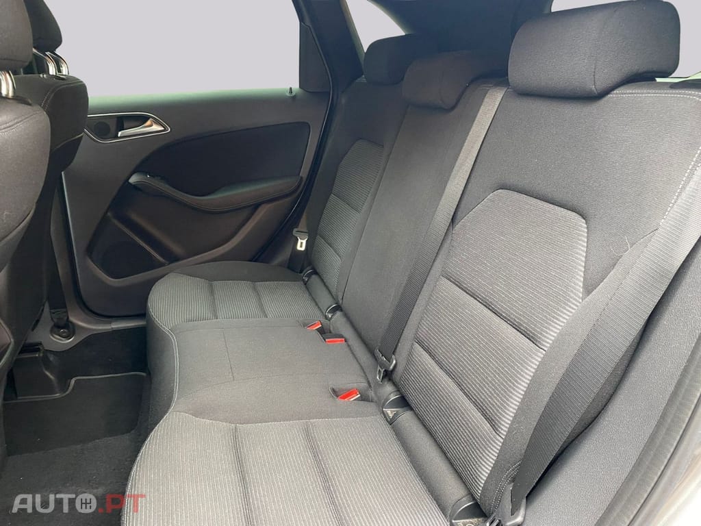 Mercedes-Benz B 180 d Style 