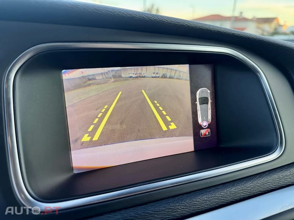 Volvo V40 2.0 D2 R-Design Geartronic